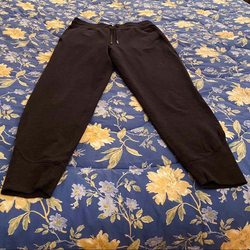 LULULEMON REST FOR RESILIENCE JOGGER SIZE 8